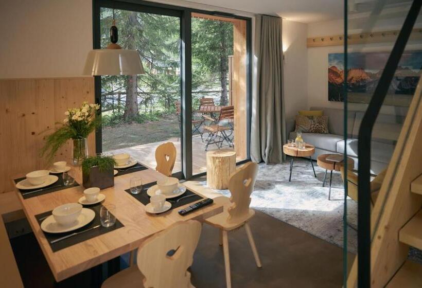 آپارتمان 2 خوابه, Triangel Boutique