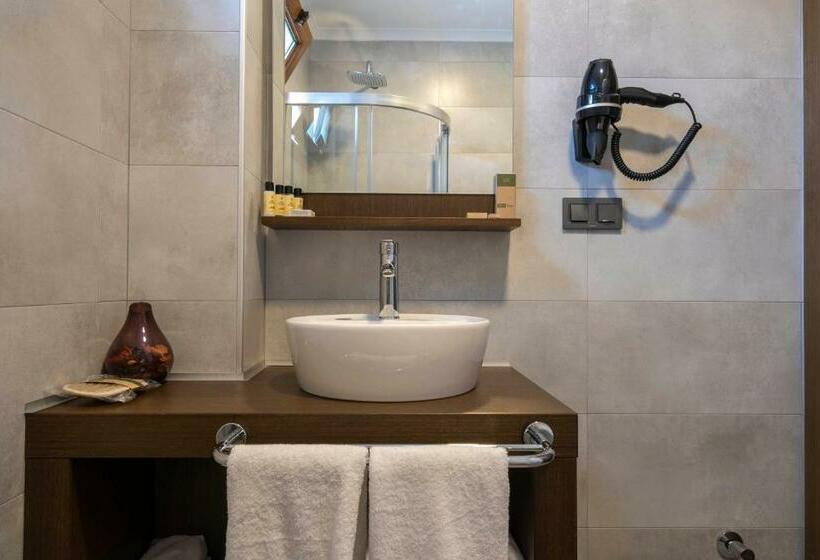 اتاق استاندارد با بالکن, West House Exclusive