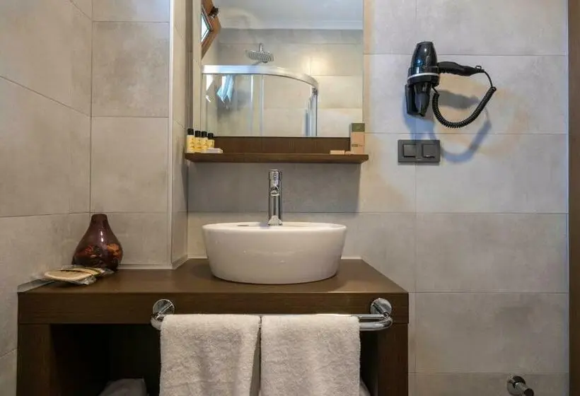 اتاق استاندارد با بالکن, West House Exclusive