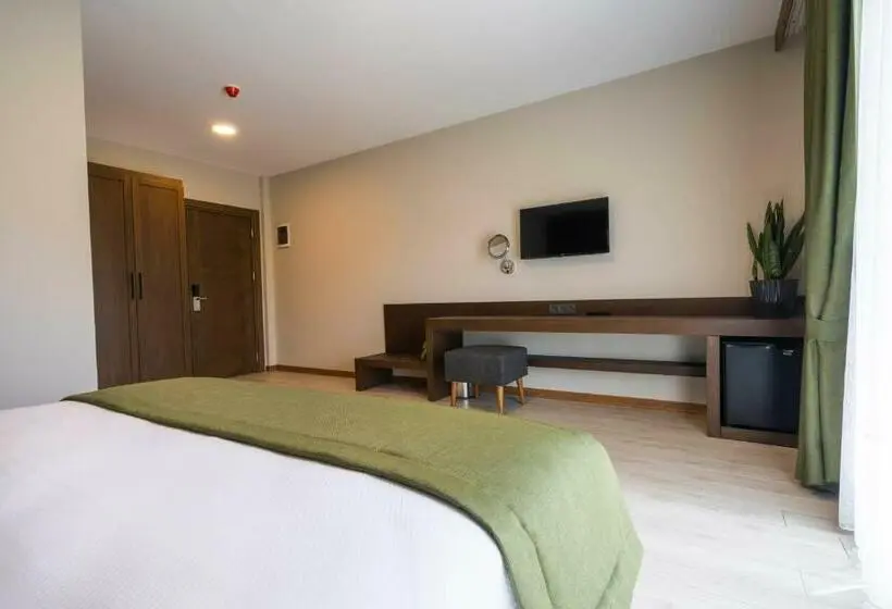 اتاق لوکس با بالکن, West House Exclusive