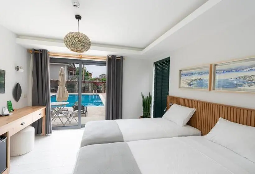 اتاق استاندارد با چشم‌انداز استخر, West House Exclusive