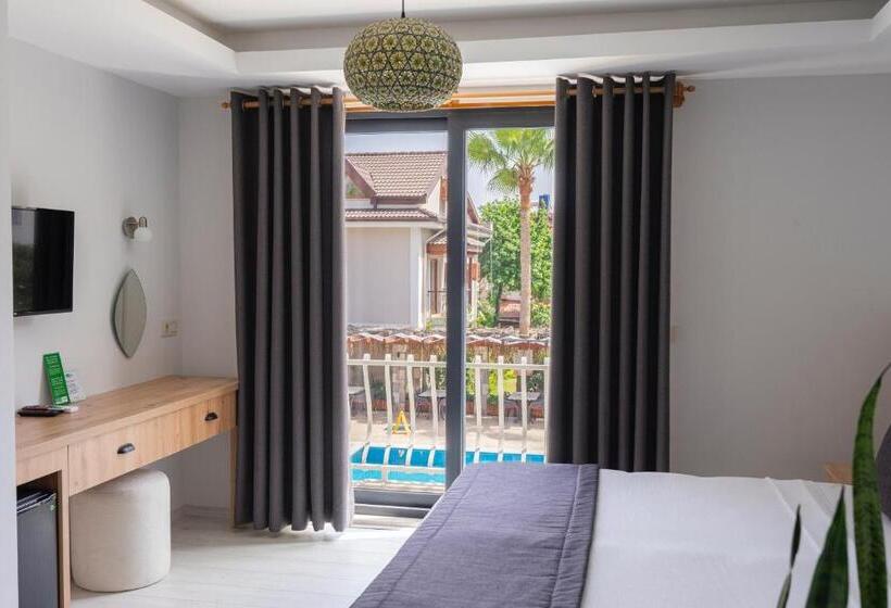 اتاق استاندارد با چشمانداز استخر, West House Exclusive