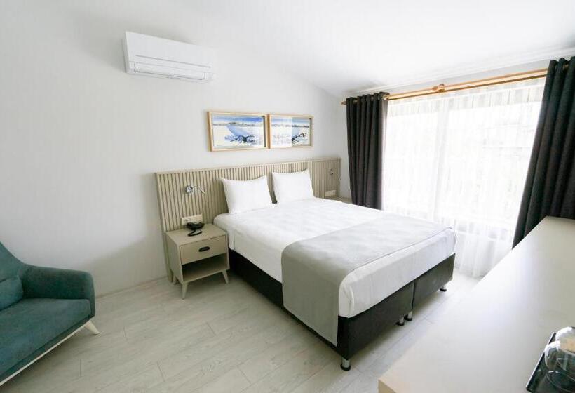 اتاق استاندارد با چشمانداز باغ, West House Exclusive