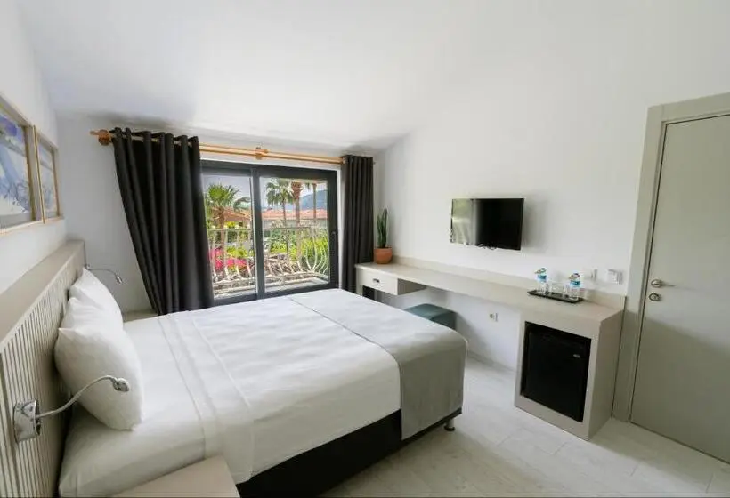 اتاق استاندارد با چشم‌انداز باغ, West House Exclusive