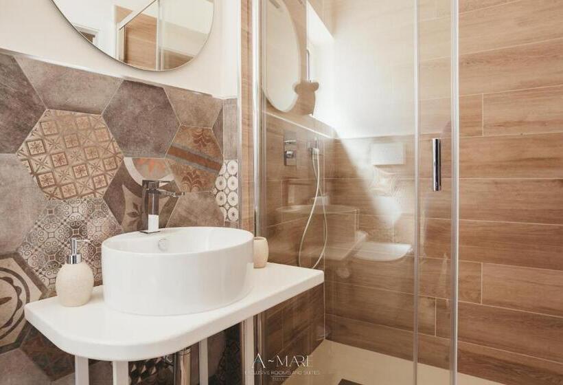 带按摩浴盆的套房, A Mare Exclusive Rooms & Suites