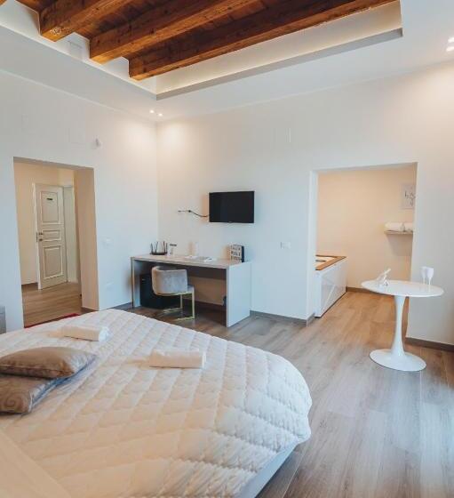 带按摩浴盆的套房, A Mare Exclusive Rooms & Suites