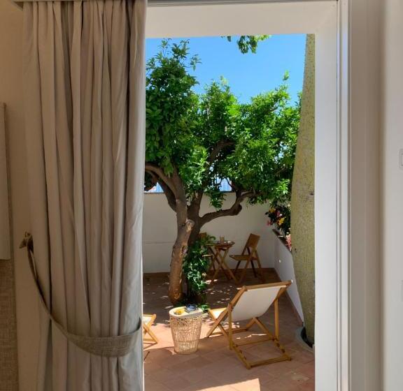 ハイドロマッサージバス付きスイート, Villa Fortuna