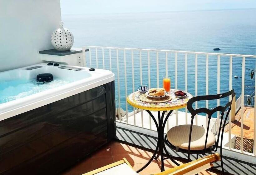 デラックススイート, Villa Fortuna