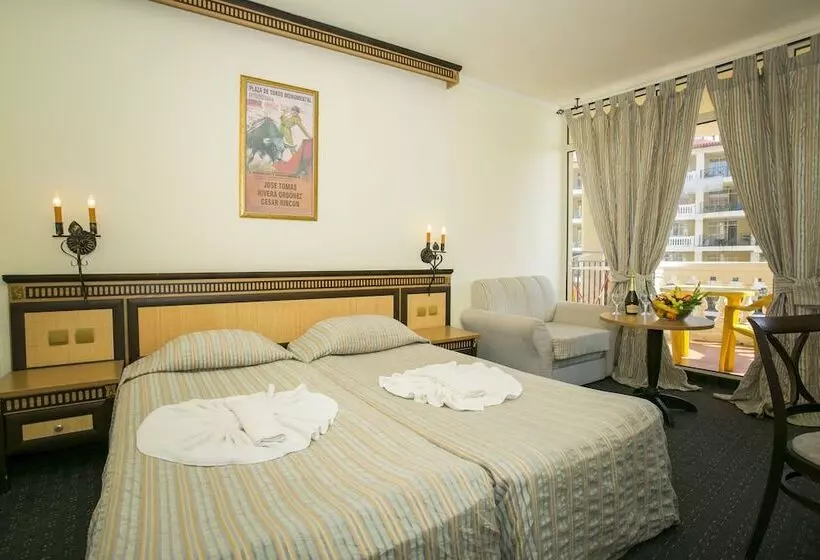 公園の見えるスタンダードルーム, Andalucia Beach Hotel   All Inclusive