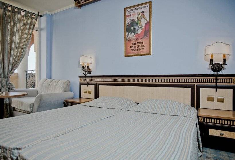 غرفة قياسية مطلة على المتنزه, Andalucia Beach Hotel   All Inclusive