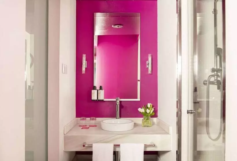 Chambre Deluxe, Allegro Barcelona