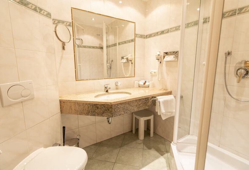 スタンダードルーム, Arnika Garni