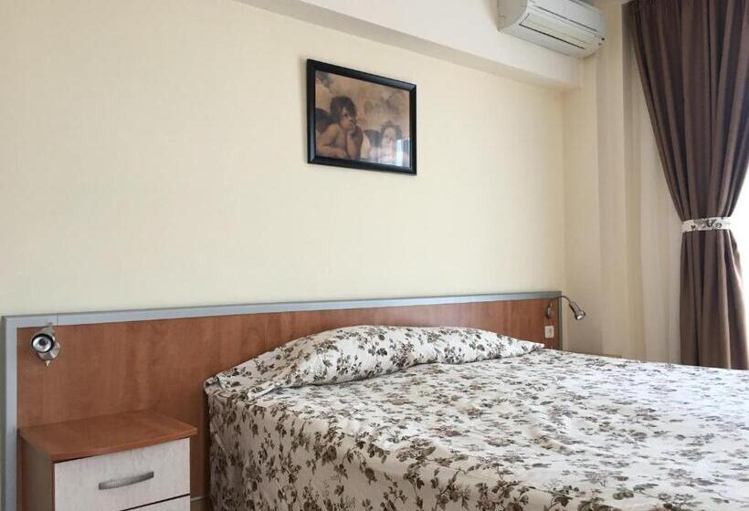 جناح مزوَّد بشرفة, Atol