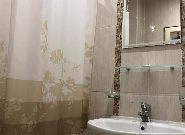 带阳台的标准单人间, Atol