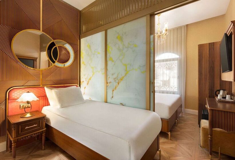 اتاق استاندارد با وان آب گرم, Wyndham Istanbul Old City