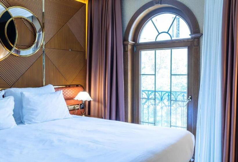 اتاق استاندارد با وان آب گرم, Wyndham Istanbul Old City