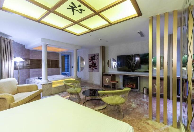 سوئیت پریمیوم, Wyndham Istanbul Old City