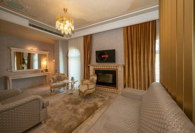 3 Bedroom Suite, Wyndham Istanbul Old City