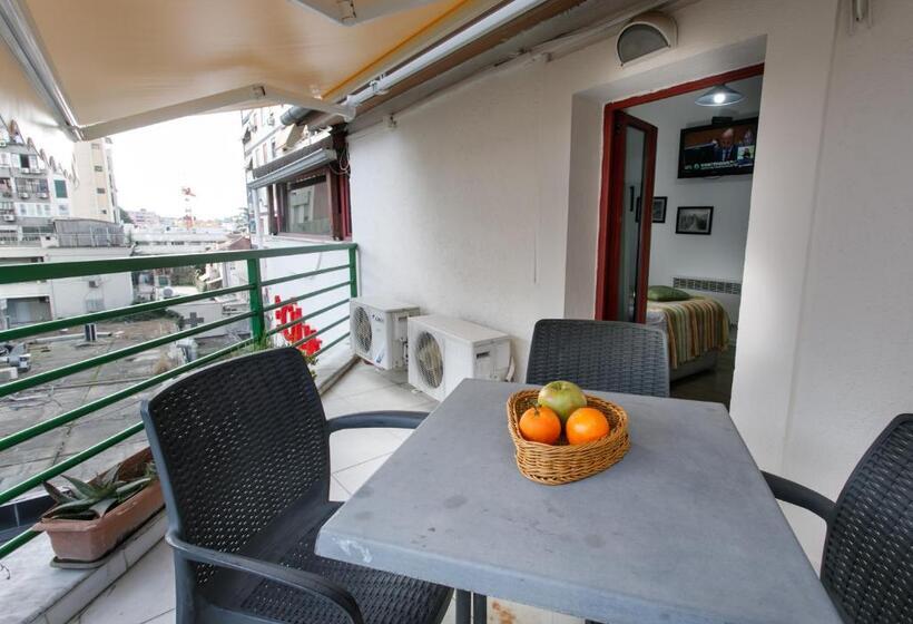 غرفة عائلية, City 5