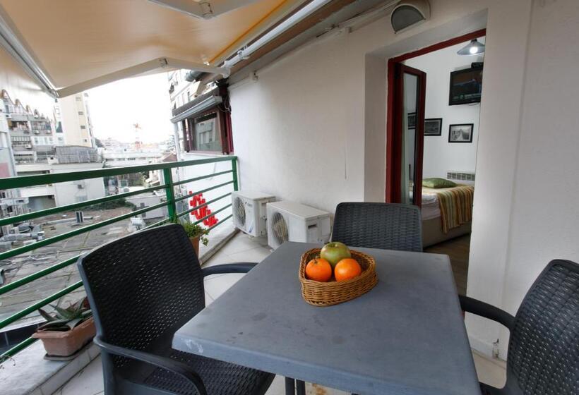 غرفة عائلية, City 5