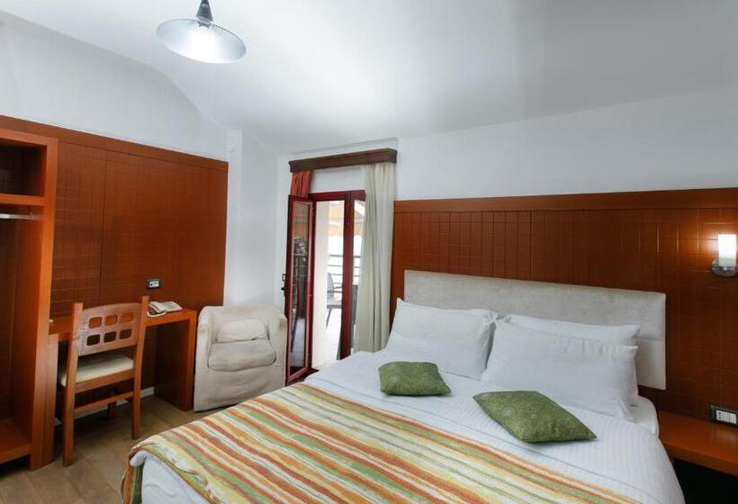 غرفة عائلية, City 5