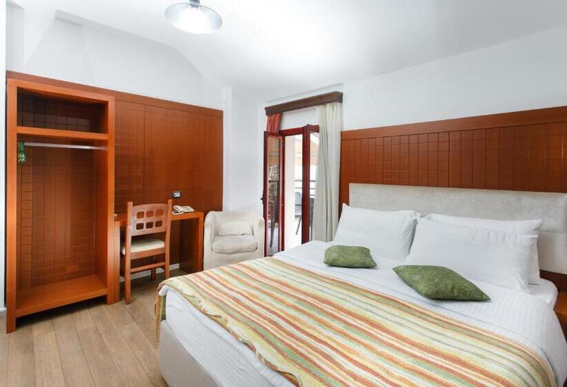 غرفة عائلية, City 5