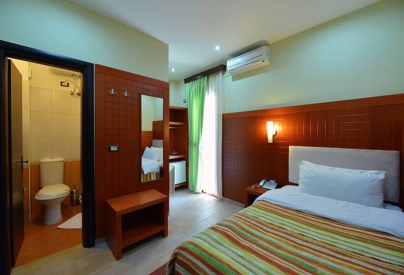 غرفة قياسية, City 5