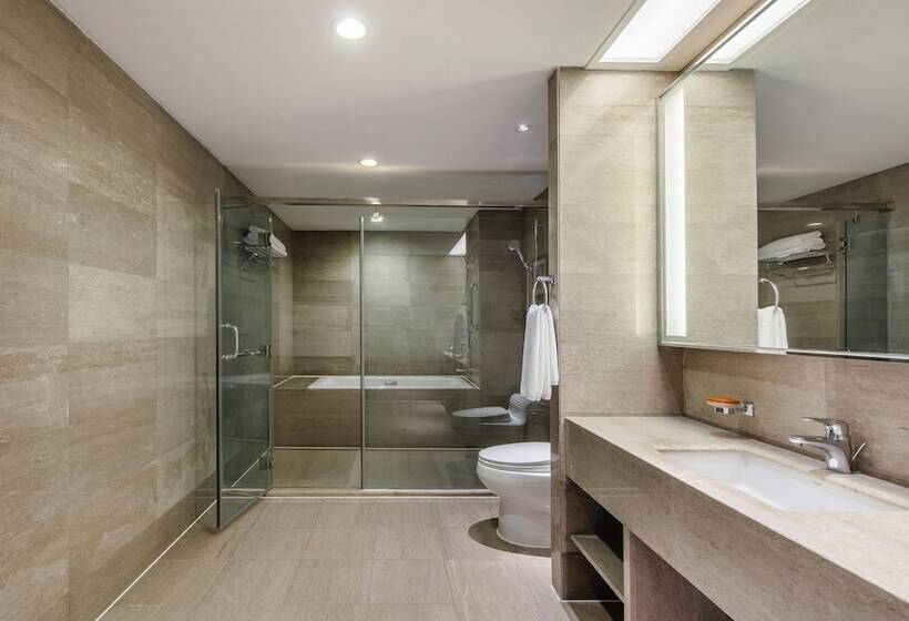 جناح كلوب, Crowne Plaza Foshan, An Ihg Hotel   Canton Fair Free Shuttle Bus