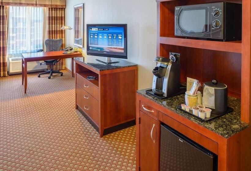 Номер Стандарт Адаптированный для Инвалидов, Hilton Garden Inn Joplin