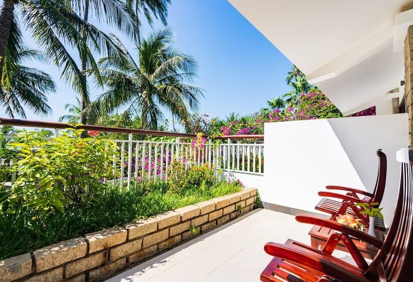 اتاق سوپریور با چشمانداز دریا, Hoang Ngoc Beach Resort