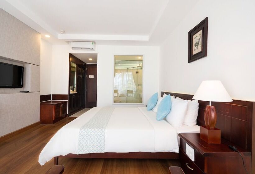 اتاق سوپریور با چشمانداز دریا, Hoang Ngoc Beach Resort