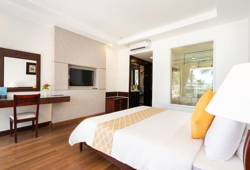 اتاق سوپریور با چشمانداز دریا, Hoang Ngoc Beach Resort