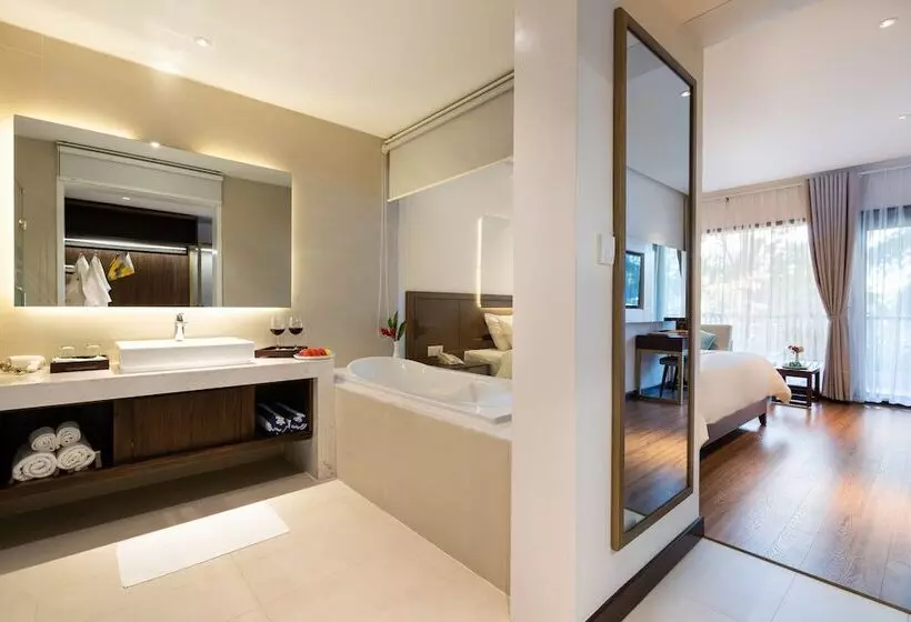 Deluxe Room Garden View