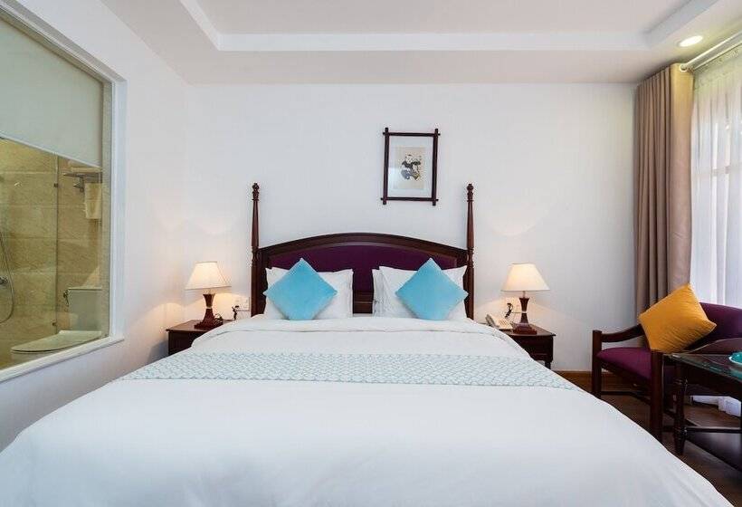 اتاق اجرایی, Hoang Ngoc Beach Resort