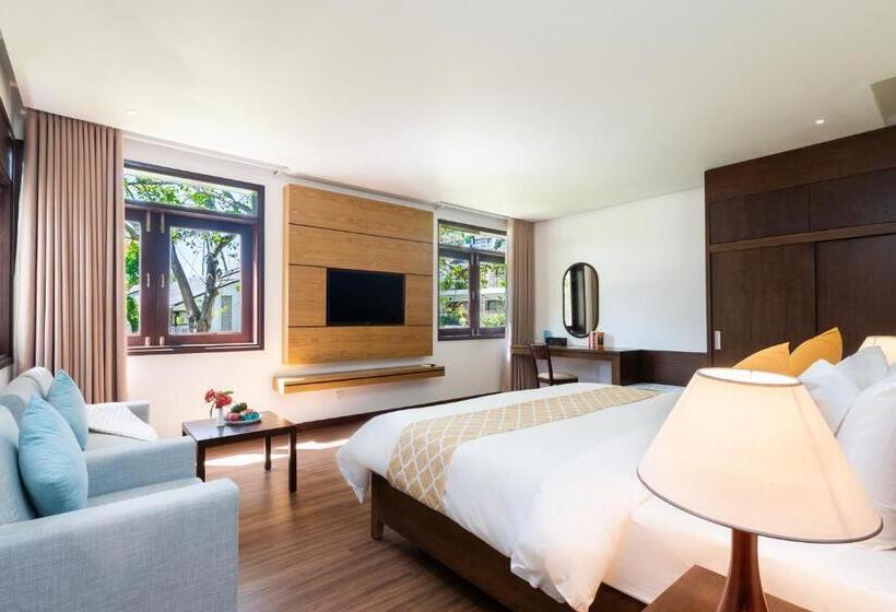 سوییت با چشمانداز دریا, Hoang Ngoc Beach Resort