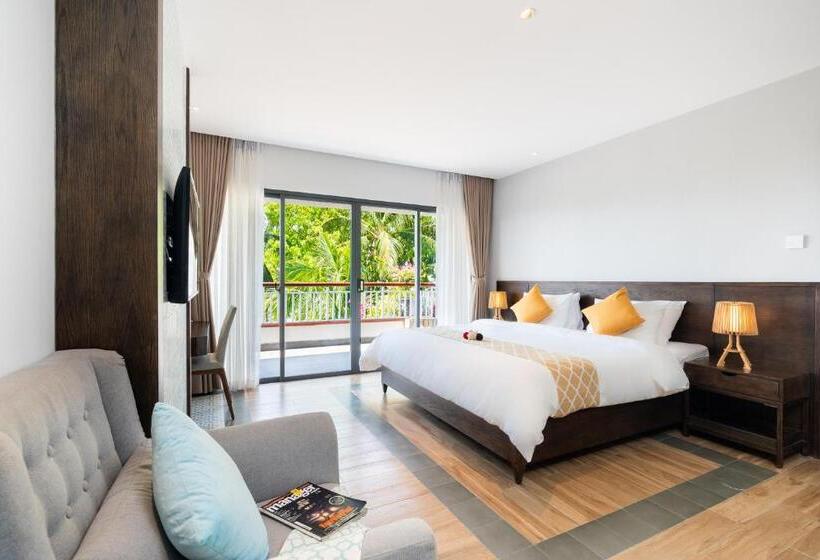 سوییت با چشمانداز دریا, Hoang Ngoc Beach Resort