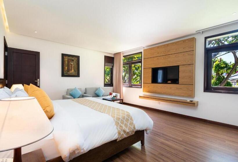 سوییت با چشمانداز دریا, Hoang Ngoc Beach Resort
