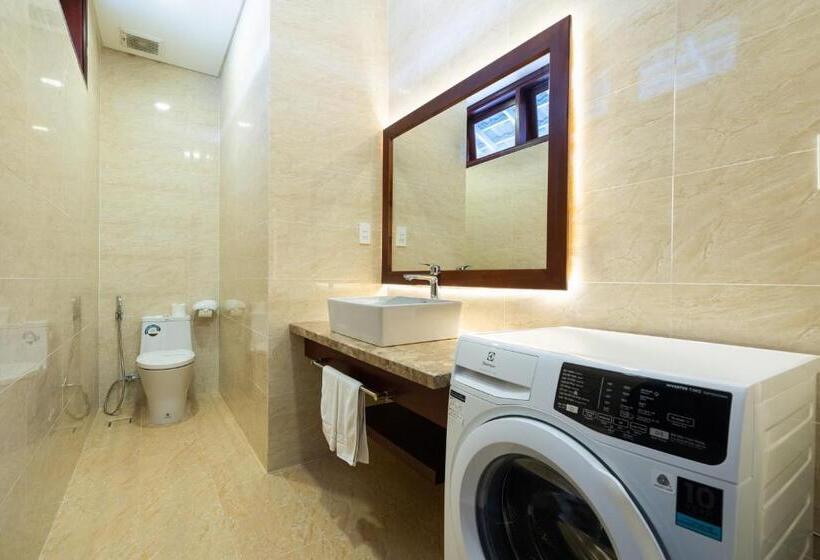 اتاق خانوادگی با چشمانداز دریا, Hoang Ngoc Beach Resort