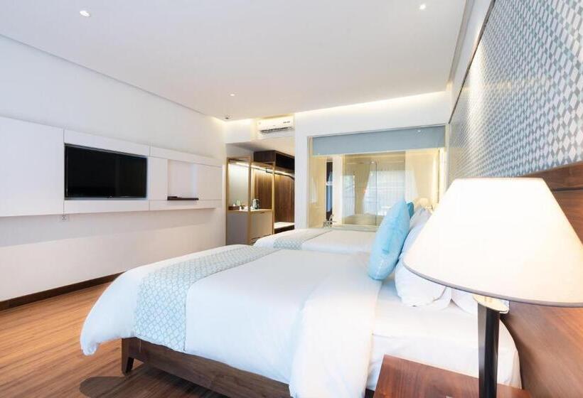 اتاق لوکس با چشمانداز باغ, Hoang Ngoc Beach Resort