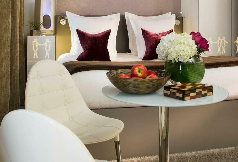 プレステージルーム, Gabriel Paris