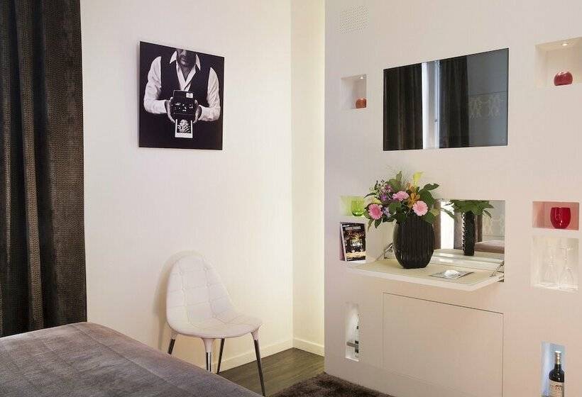 Habitación Deluxe, Gabriel Paris