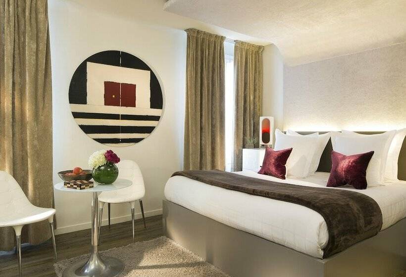 スタンダードルーム, Gabriel Paris