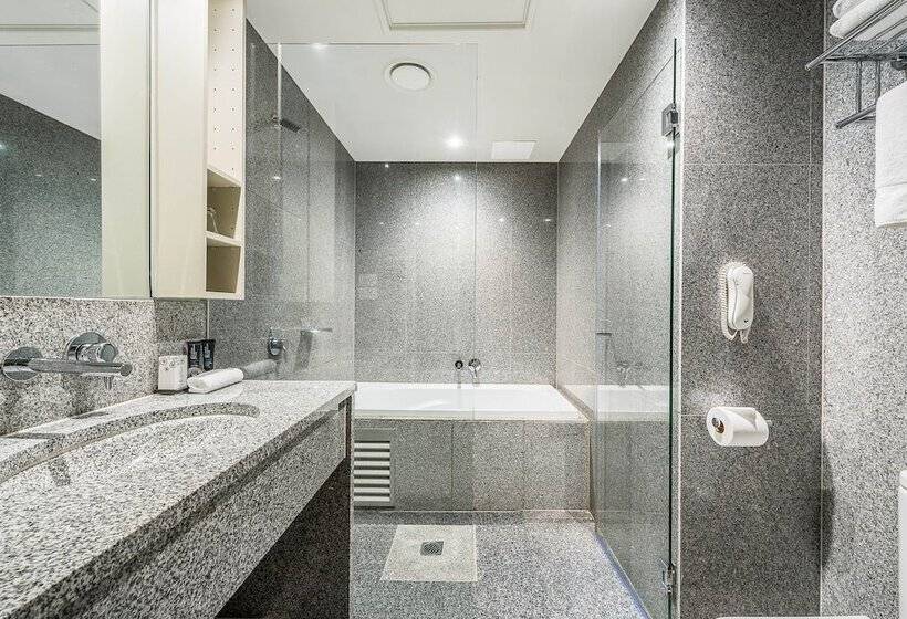 استودیوی پریمیوم, Mantra Melbourne Airport