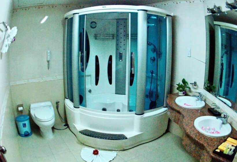 اتاق استاندارد, Ninh Kieu 2