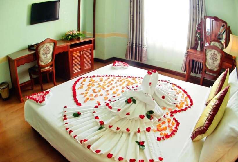 اتاق استاندارد, Ninh Kieu 2