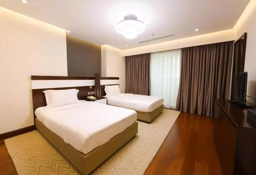 سوئیت 2 خوابه, Number One Tower Suites