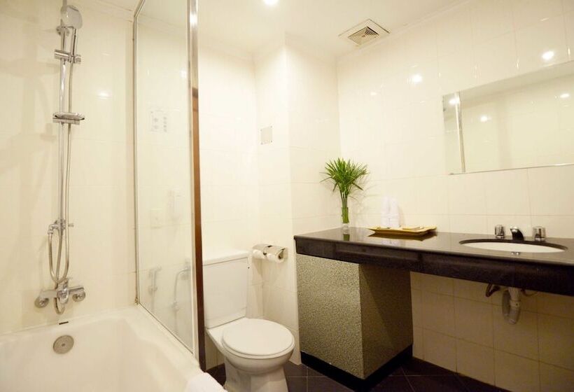 اتاق لوکس با چشم‌انداز دریا, Palace Hotel Vung Tau