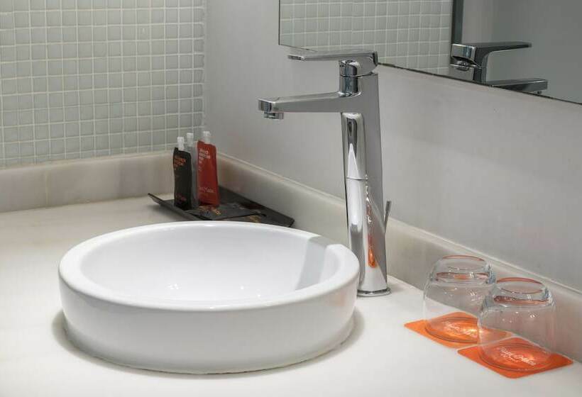 Номер Стандарт, Allegro Barcelona