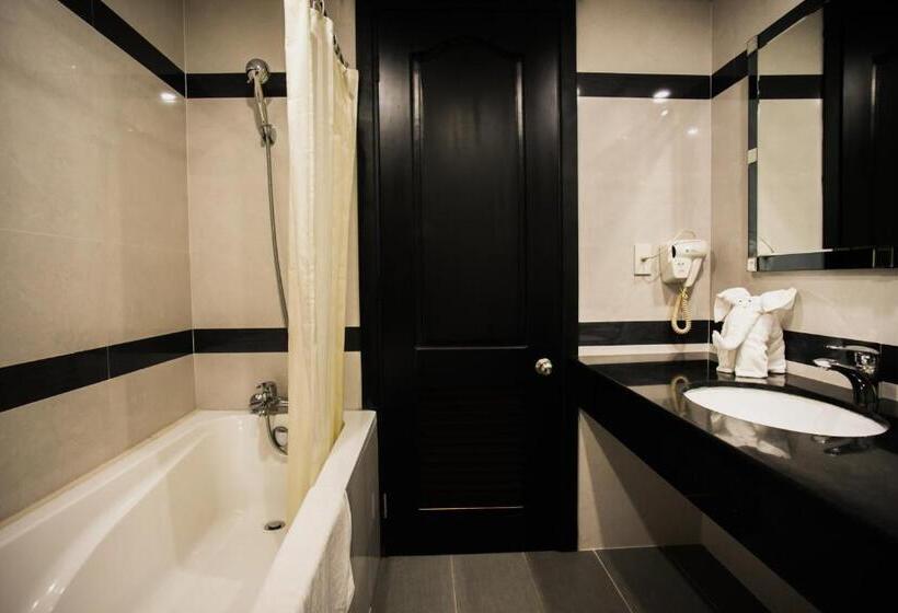 اتاق سوپریور, Rosaleen Boutique