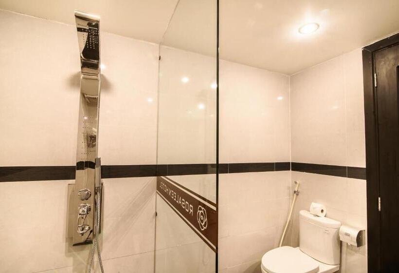 اتاق لوکس, Rosaleen Boutique